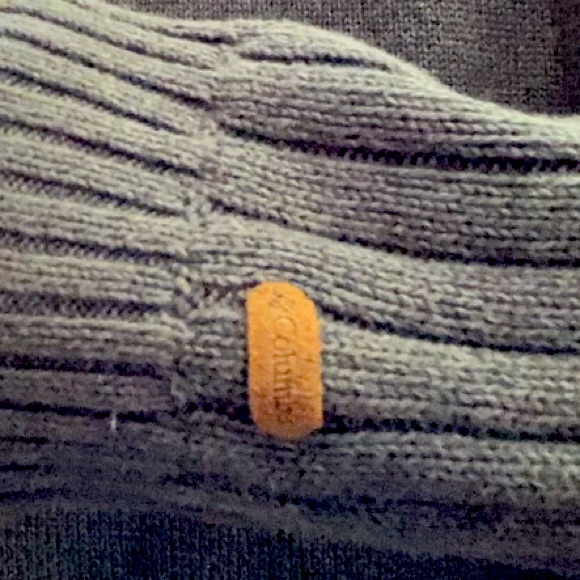 Oversized Columbia Knit Sweater size L - Picture 3 of 3